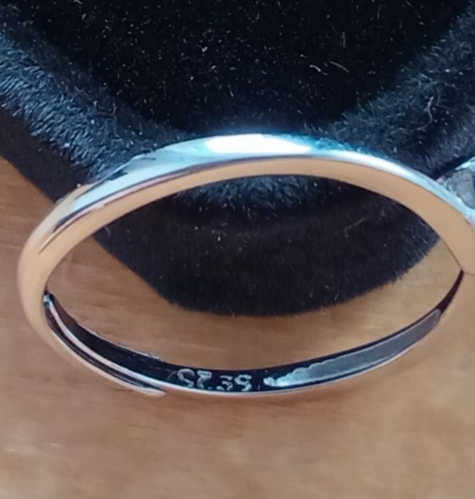 Anel em Prata 925 com Safira Certificada