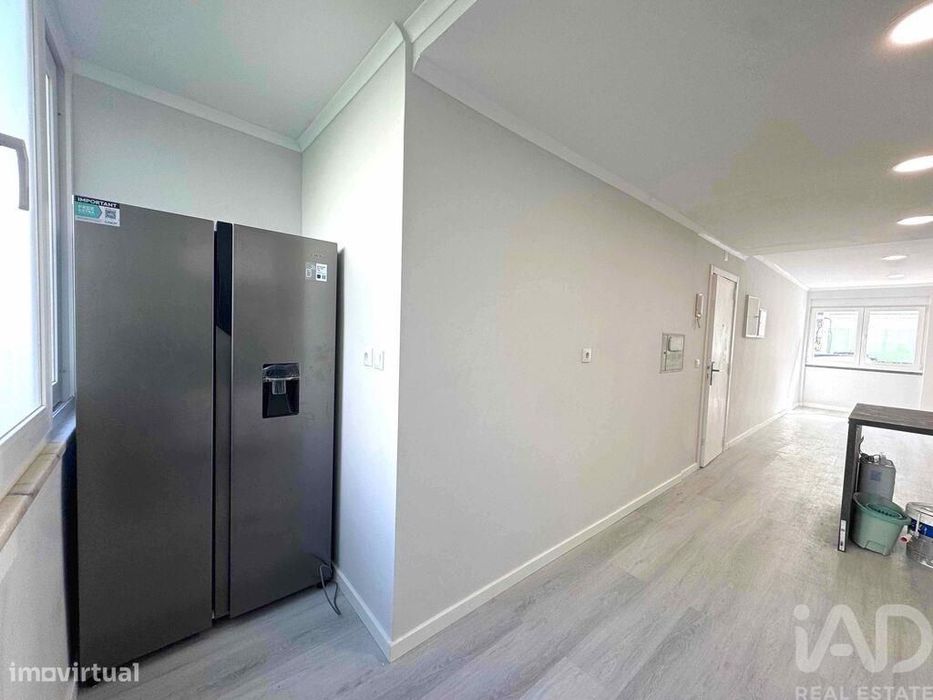 Apartamento T2 em Benfica de 56 m2