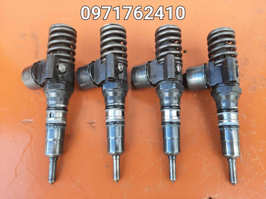 Насос Форсунка 0414720404 Volkswagen Golf Touran Skoda Audi 2.0