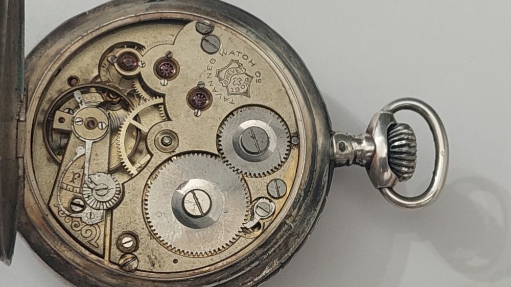 Часы карманные швейцарские Tavannes Watch Co