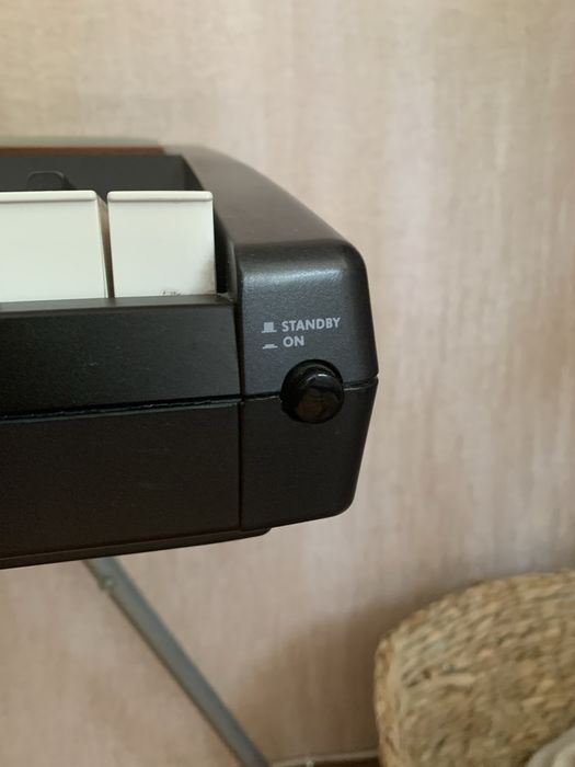 Korg S-250 цифрове піаніно , синтезатор