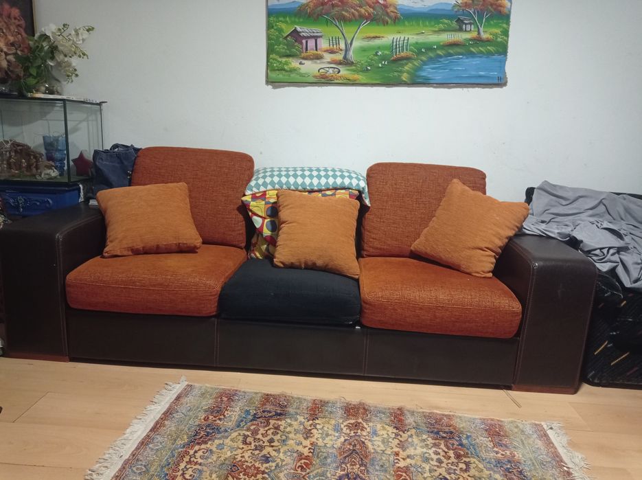 Sofa  revestimento em coutrin