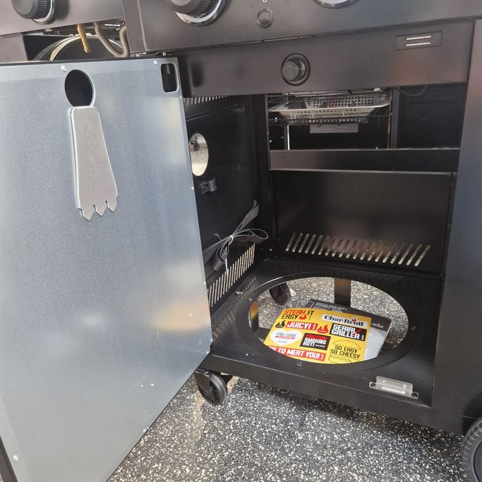 Grill gazowy Char-Broil  charbroil essential 3g nie weber broil King