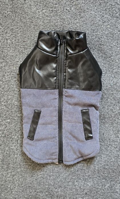 Зимова куртка жилет на собаку середньої породи.