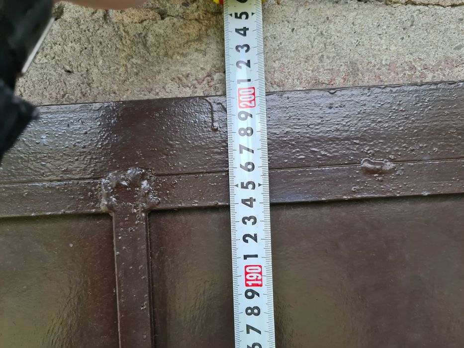 Drzwi stalowe garażowe dwuskrzydłowe