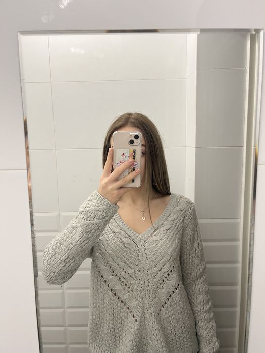 Szary dzianinowy sweter M
