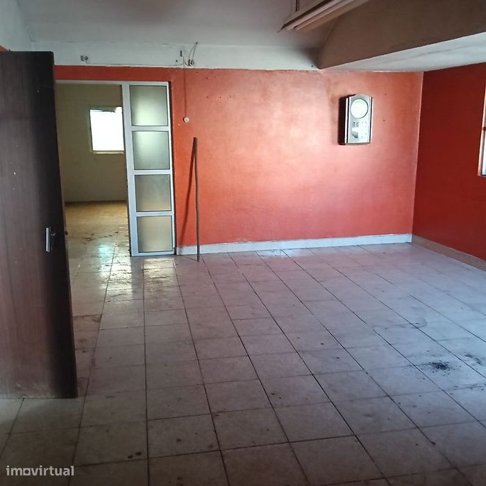 Moradia T2 para venda