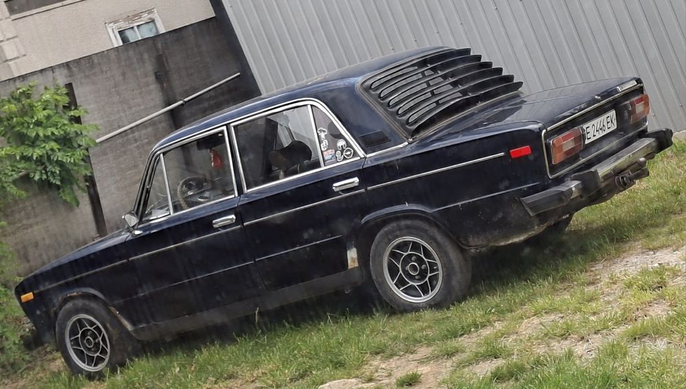 Продам ваз  21063