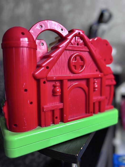 Будинок Ферма Chicco