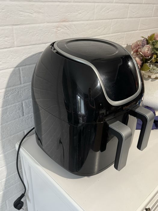 Аэрогриль Russell Hobbs satisfry snappi