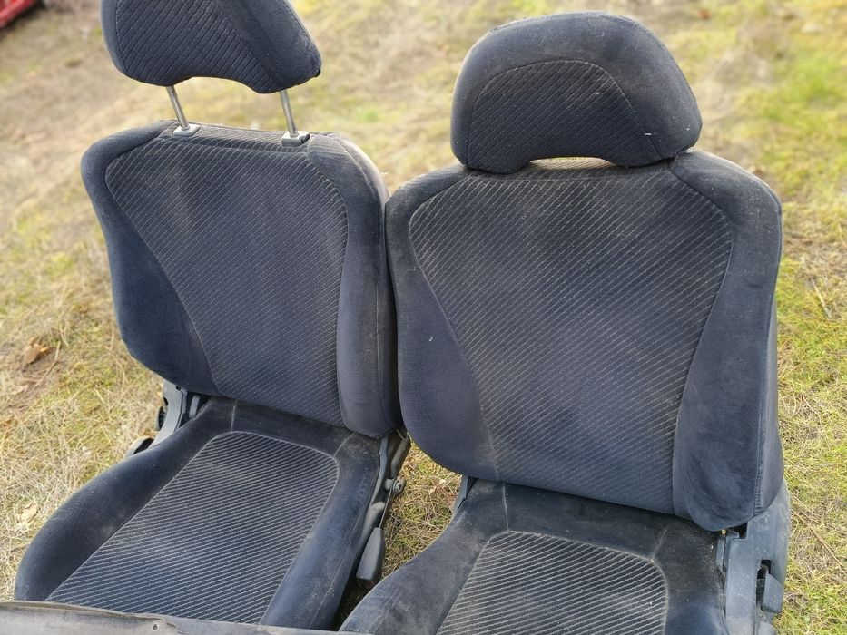 Nissan 100 NX interior completo