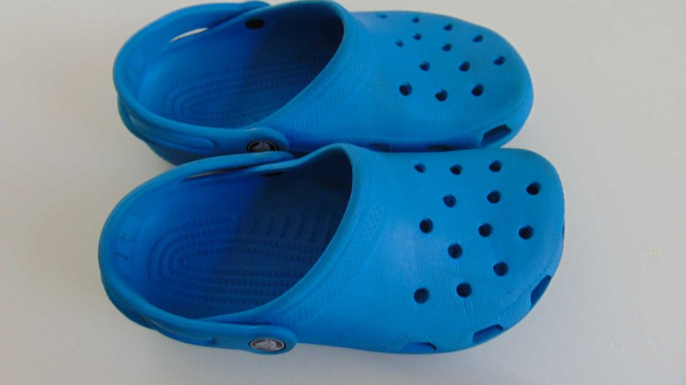 CROCS M2 W4 EUR 33 \34