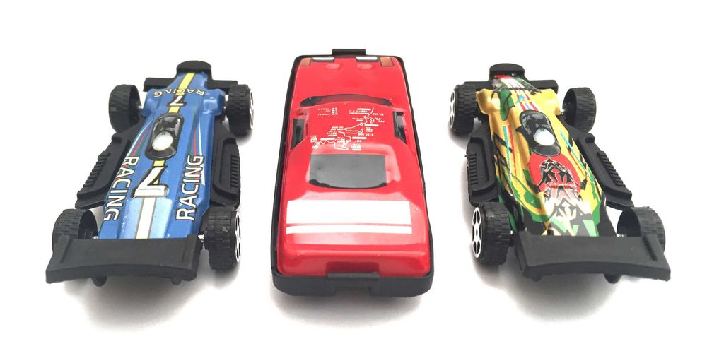 TEDI Germany - 3 x carros  +/- 1:65 * escala - em plástico e chapa