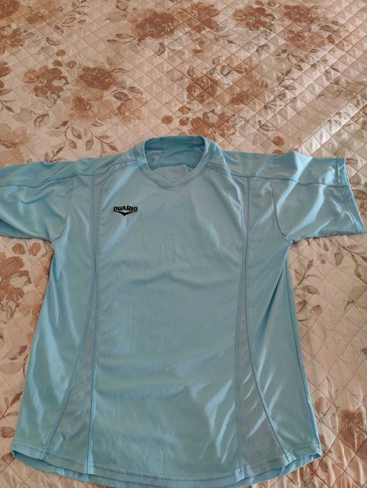 T-shirt de desporto tam. XL em excelente estado