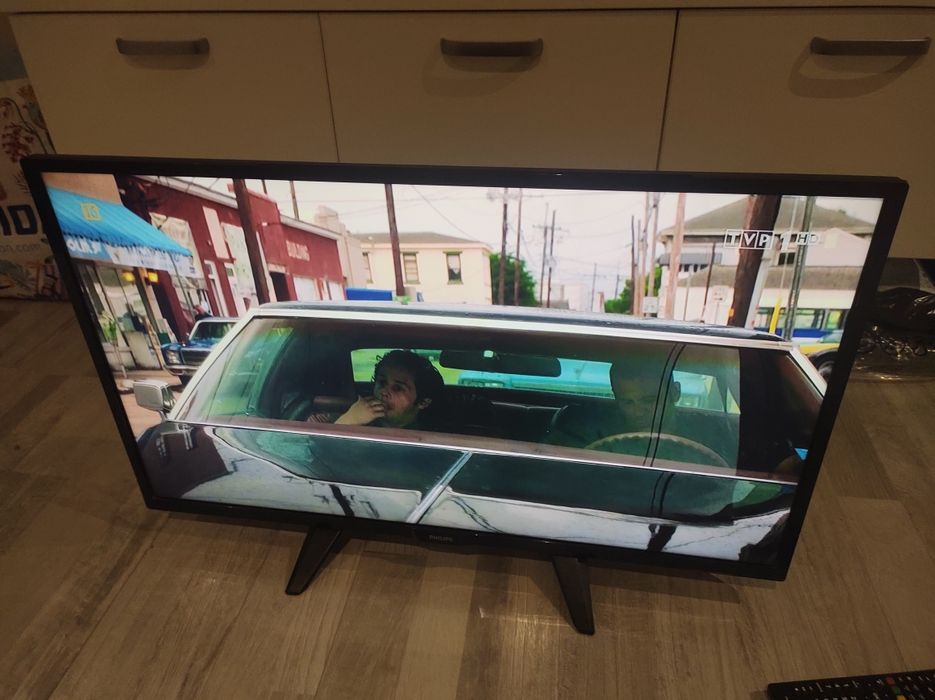 Telewizor Philips 32 cale HDMI ładny obraz