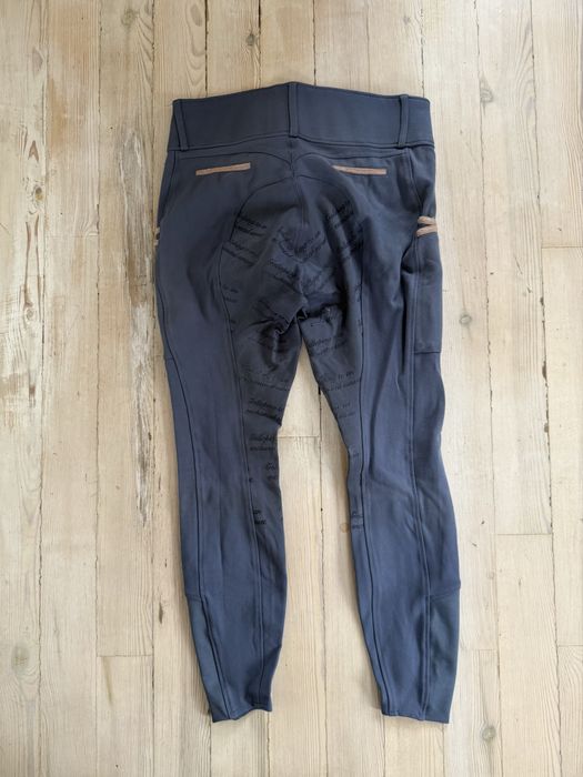 niebieskie bryczesy horze