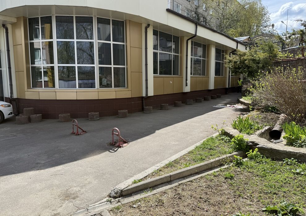 довгосторокова оренда приміщень вільного призначення