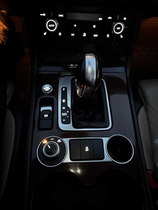 Продам фольцваген таурег