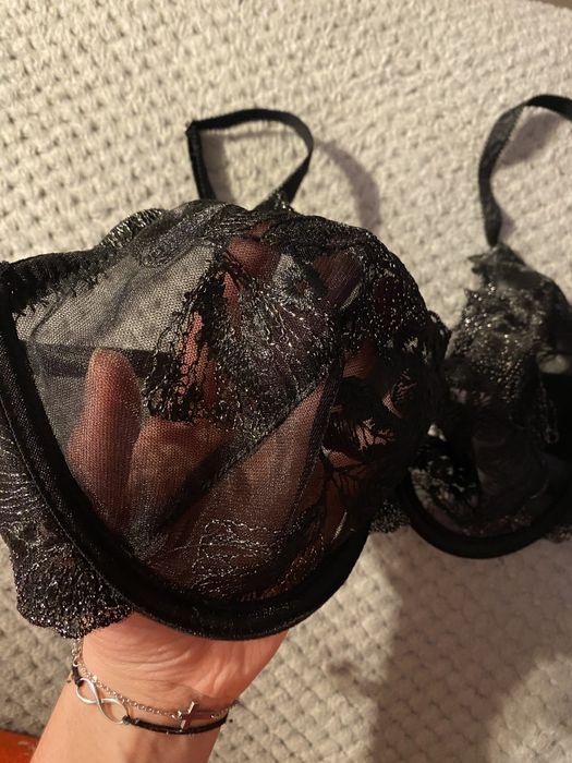 Stanik koronkowy fiszbiny