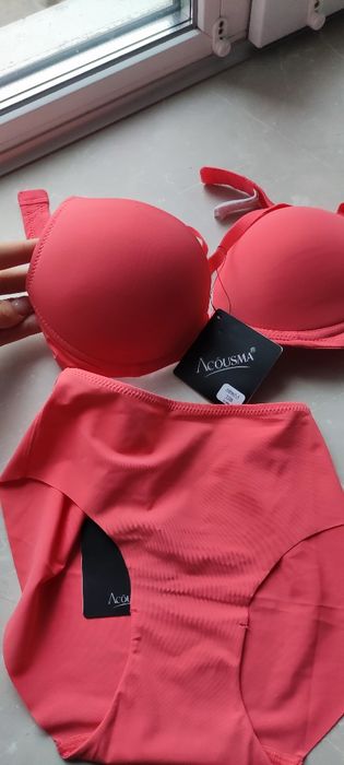 Комплект  білизни Acousma, бюст 75В кораловий