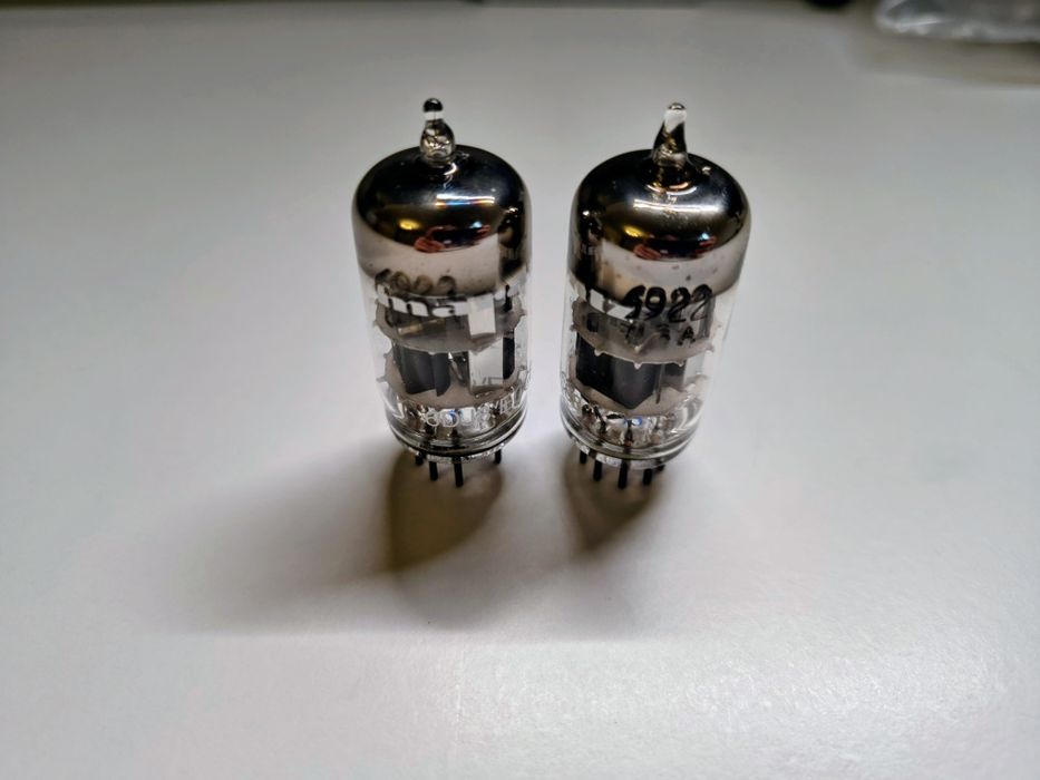 Militarne lampy Marantz 6922 (E88CC/ECC88) NOS