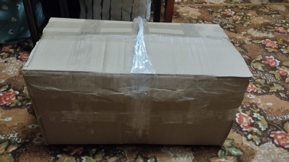 жіночий одяг та одяг на дівчинку