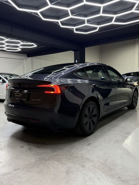 Tesla Model 3 LongRange Dual Motor Highland