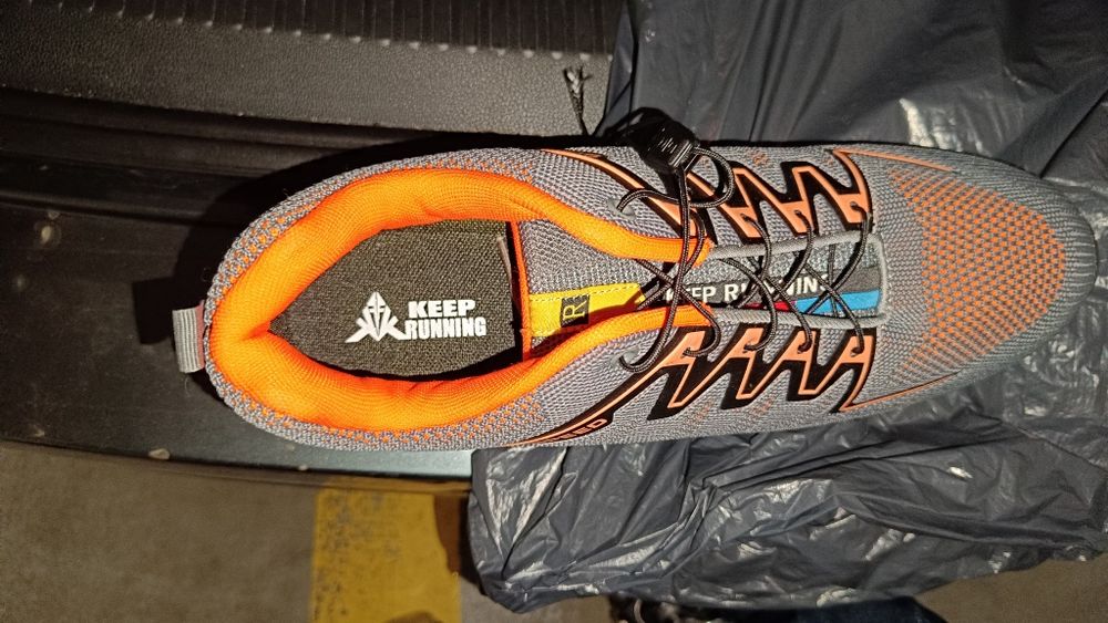 Buty  SPEED  Keep  V RUNNING sportowe