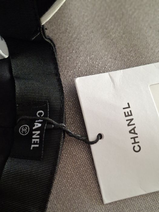Czapka z daszkiem Chanel
