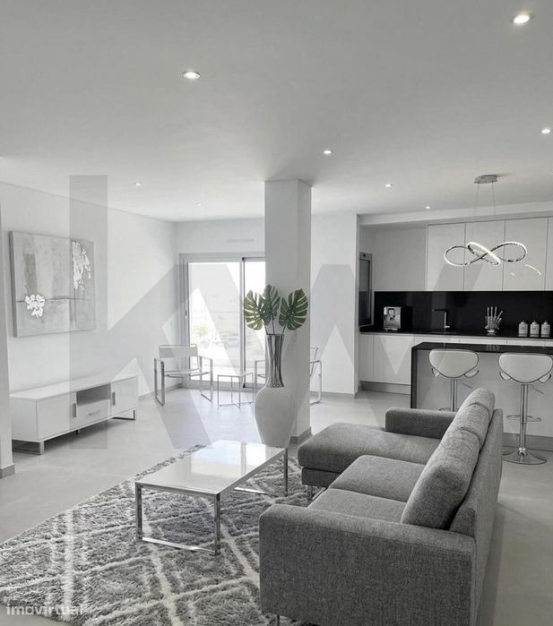 Apartamento T1 com terraço - Nazaré Centro
