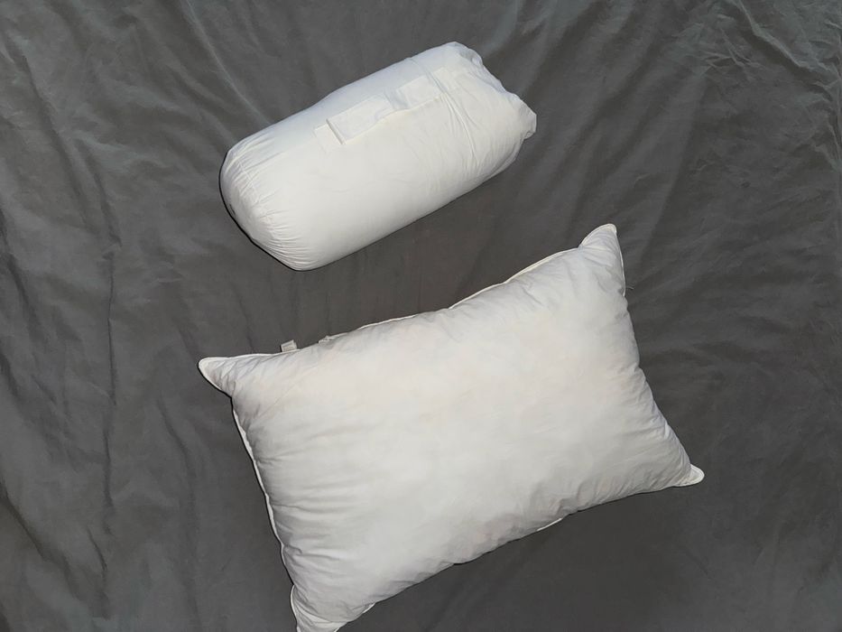 2 Подушки Zara Home з трьокамерним наповнювачем пух з чохлами