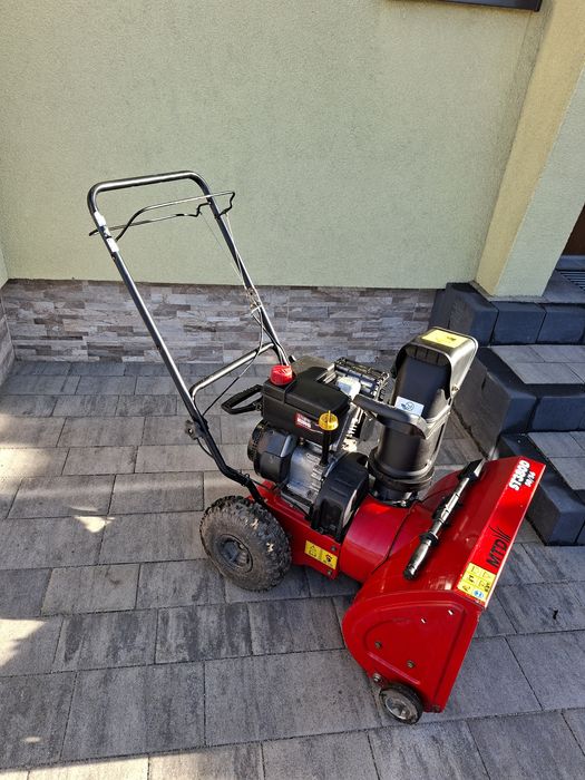 Odśnieżarka spalinowa z napędem MTD