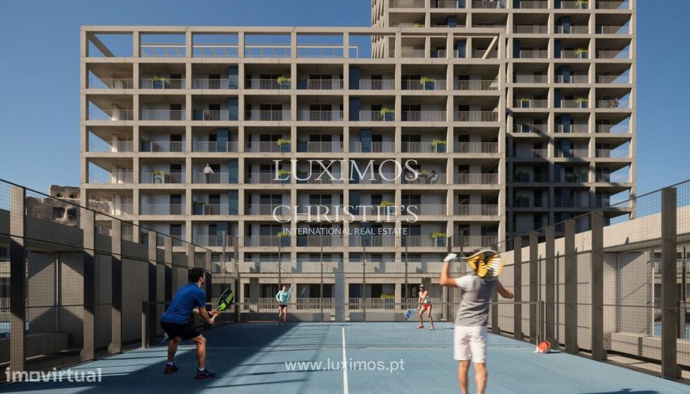 Fernão Magalhães 127: Apartamento T0, à venda, no centro do Porto