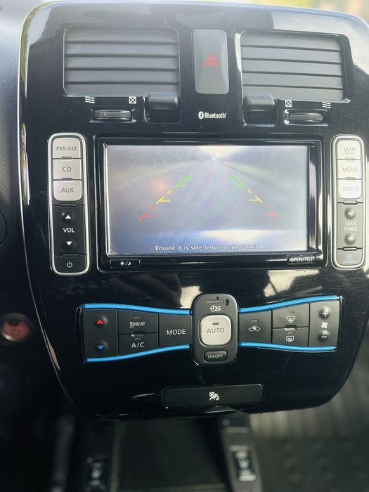 електромобіль Nissan Leaf чистого 2014  11/12