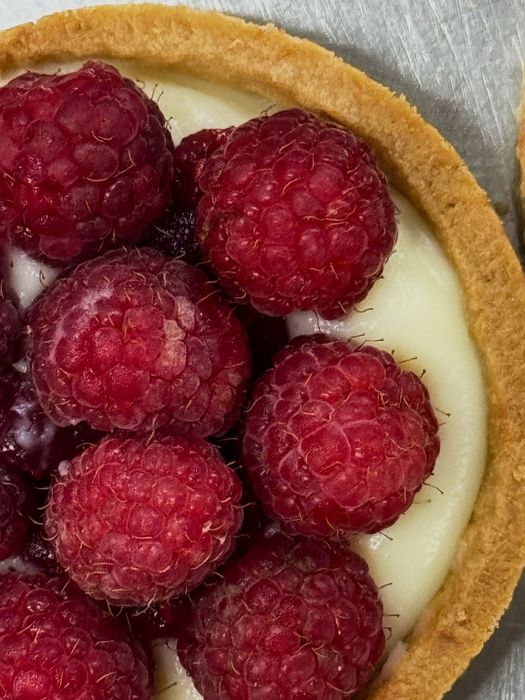 Контент-мейкер, фотограф, смм-спеціаліст