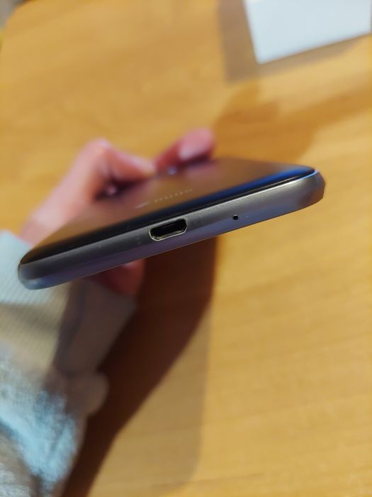 Samsung Galaxy J3 (2016)