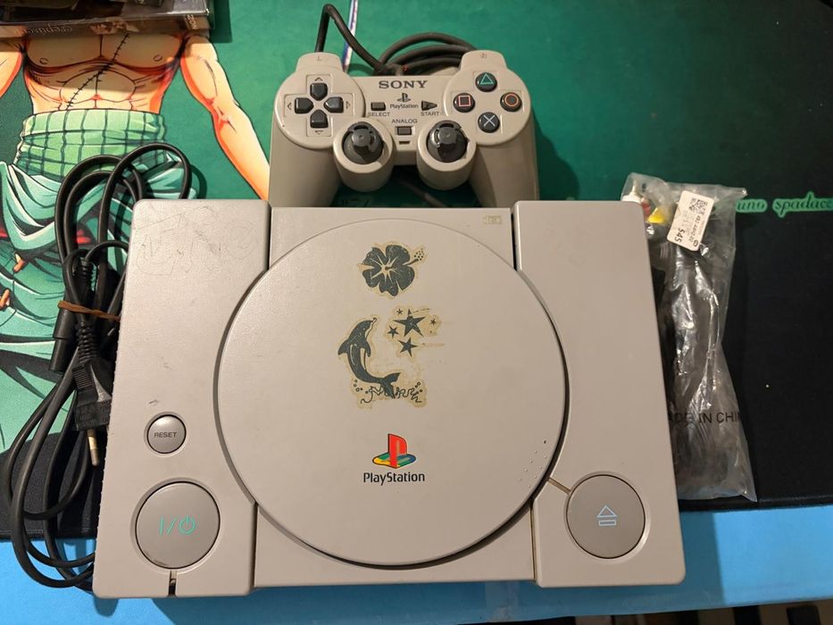 PlayStation 1 com comando