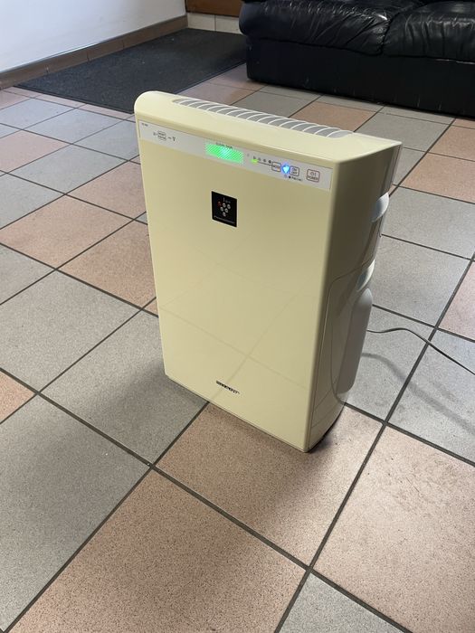 Oczyszczacz powietrza z nawilzaczem SHARP