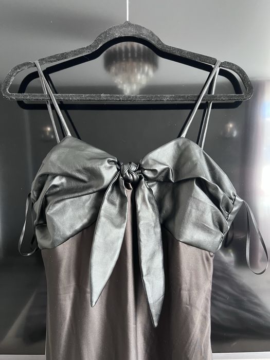 Сукня вечірня атласна з кожзамом