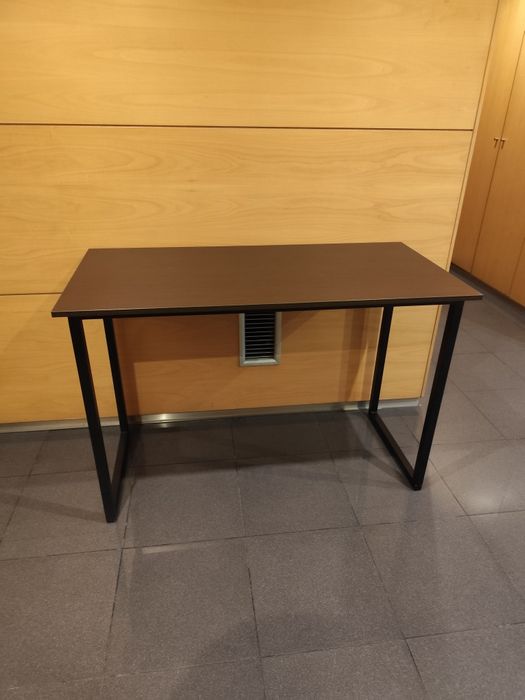 Secretaria ou mesa de apoio
