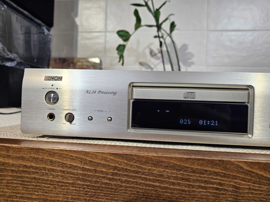 CD-програвач Denon DCD-710AE 24-бітний/192 кГц ЦАП + пульт