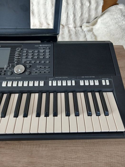 Yamaha PSR-S 950