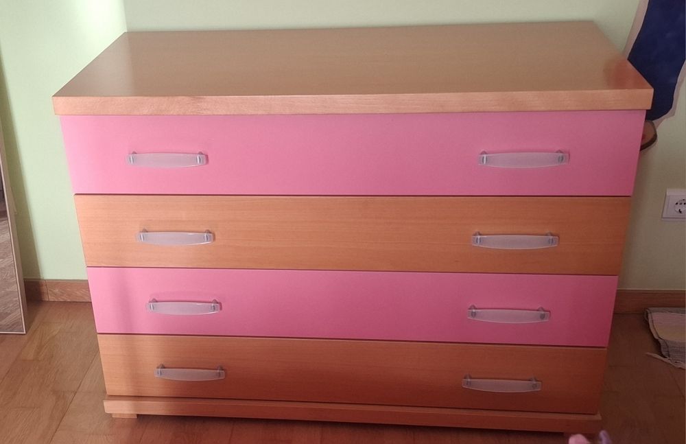 Quarto completo para Rapariga