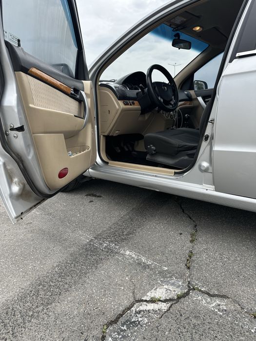 Авэо т250 1.6 газ/бенз