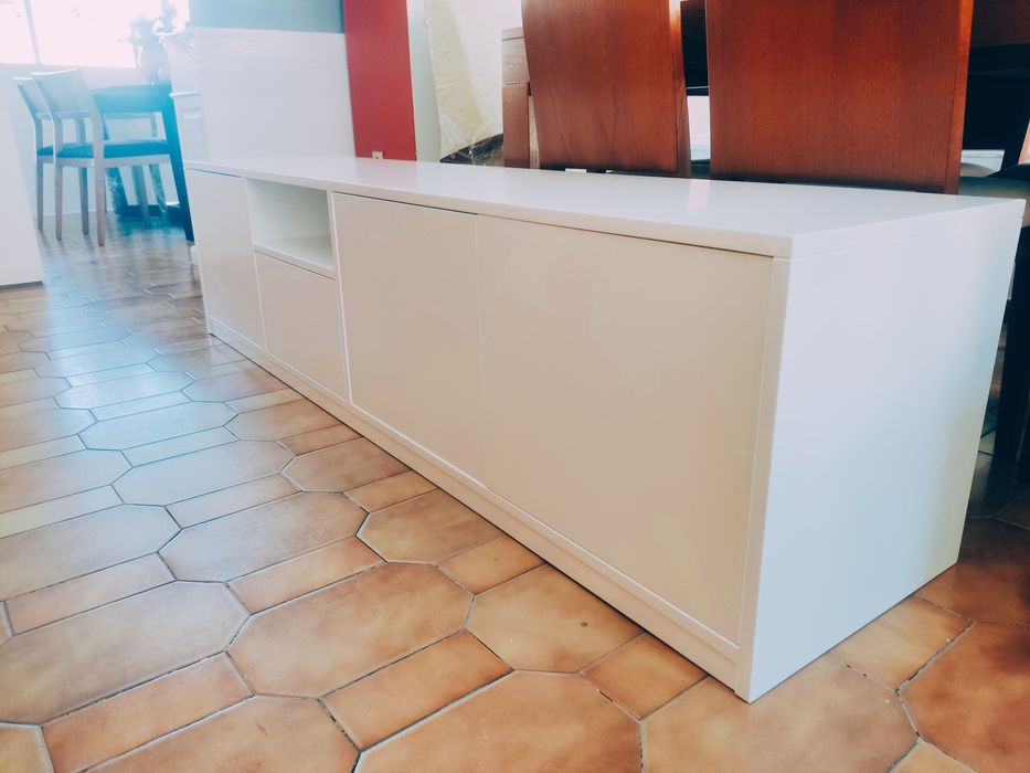 Móvel de TV NOVO lacado