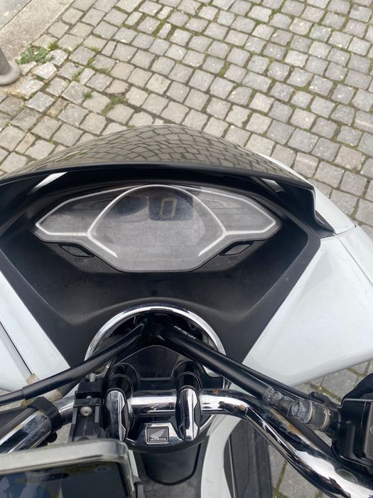 Vendo PCX125cc 2019

Toda revisada.Vai de brinde o baú 

Km: 97.100

V