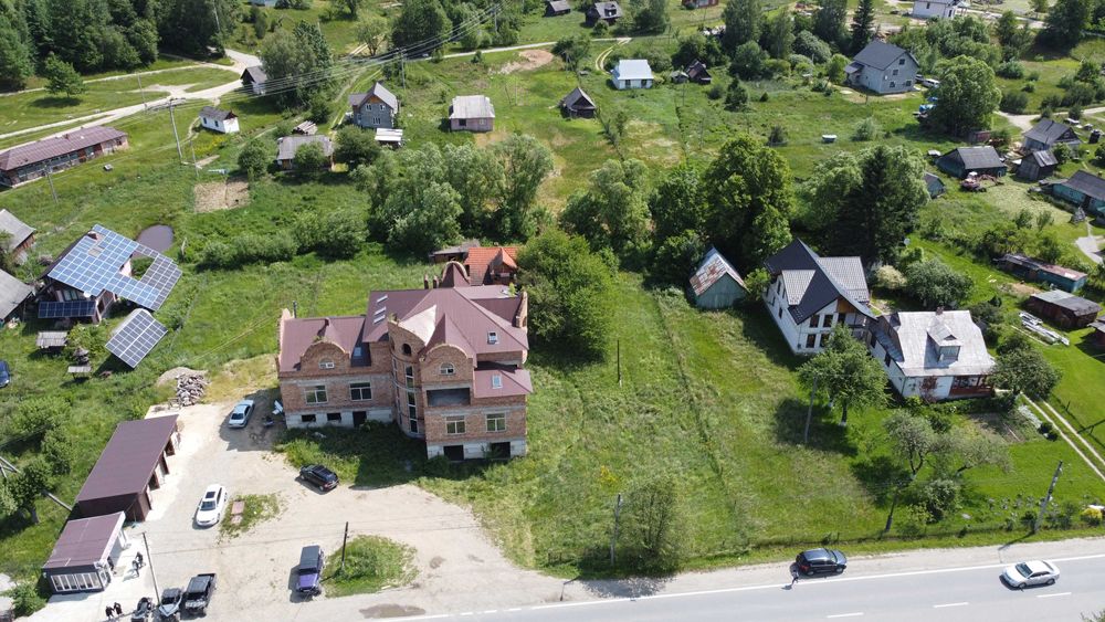 Продається ділянка 17 сот. с. Микуличин. Під будівництво. Асфальт заїзд. Світло