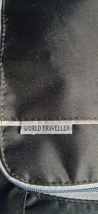 Męska kosmetyczka podróżna firmy World  Traveller.