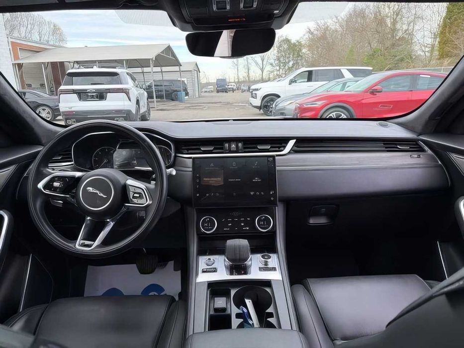 Jaguar F-PACE P250 S      2022