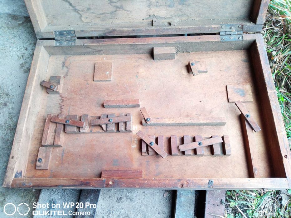 Ретро футляр для інструментів.